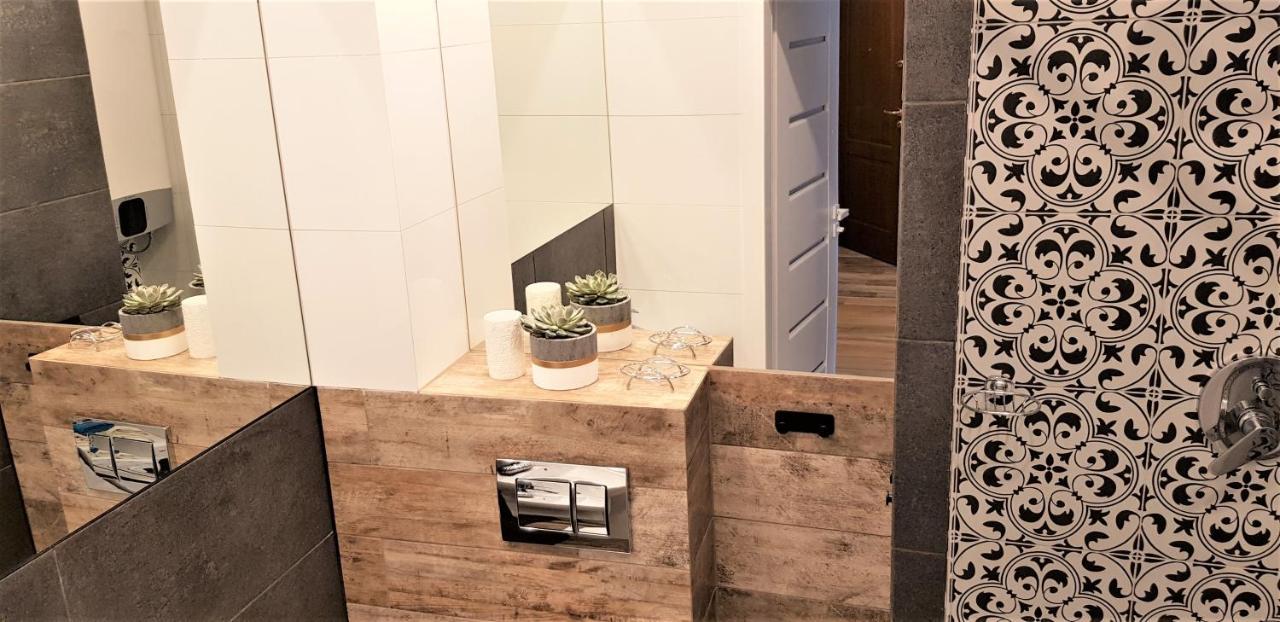צ'סטוצ'ובה Apartament Centrum Park Ul Waszyngtona מראה חיצוני תמונה